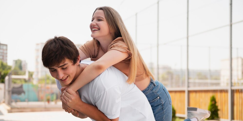 Why Do Girls Hug Guys Over the Shoulders 8 Fascinating Reasons